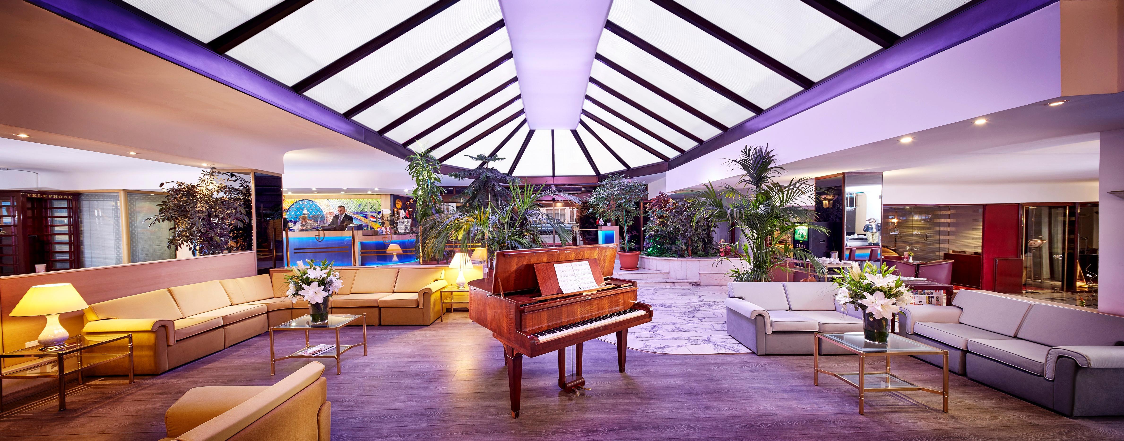 Guenes Hotel Merter Istanbul Bagian luar foto