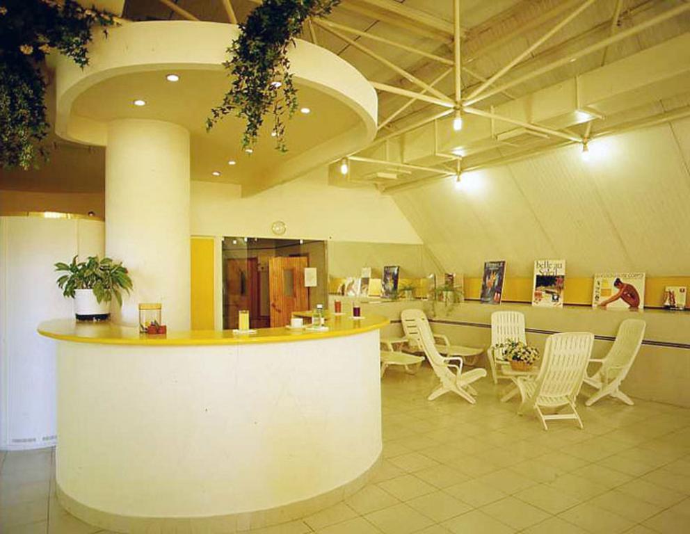 Guenes Hotel Merter Istanbul Interior foto