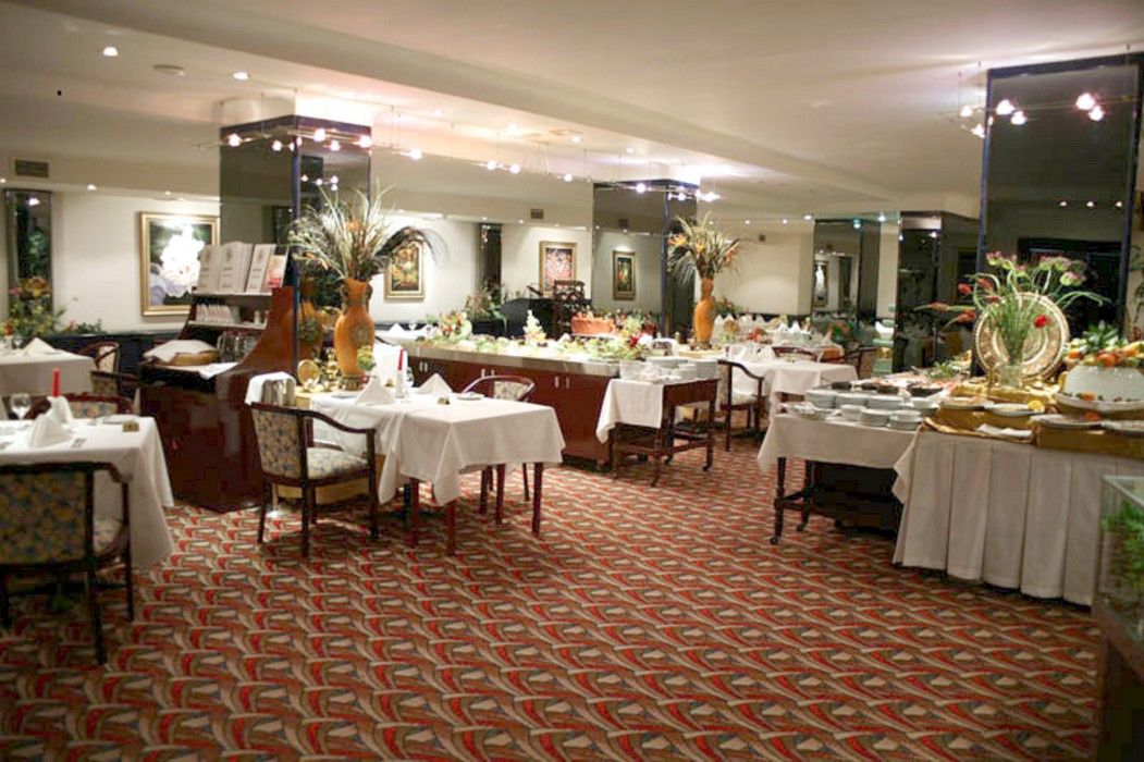 Guenes Hotel Merter Istanbul Restoran foto