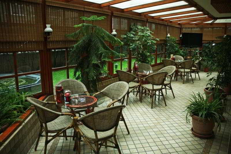 Guenes Hotel Merter Istanbul Bagian luar foto